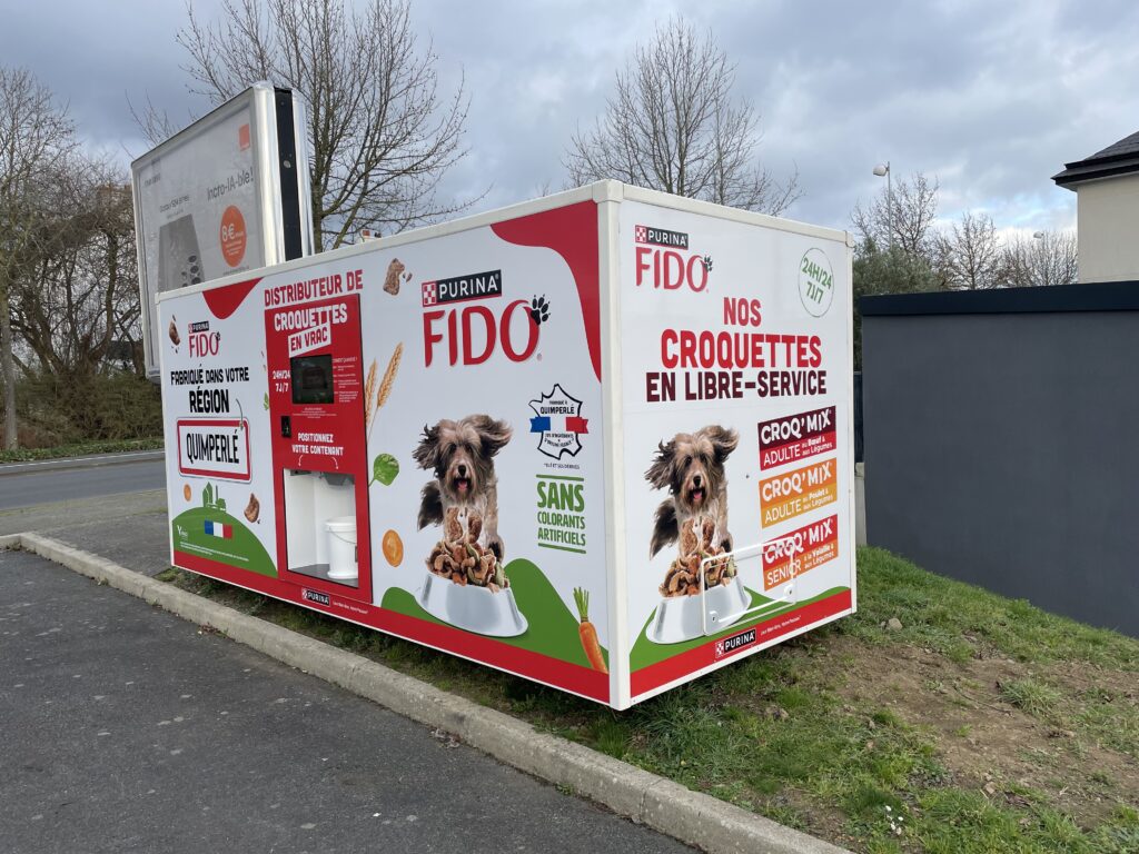 Nestle with fido purina and Vraco 